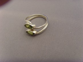 Peridot - Ring / 925'er Silber / Navettenform