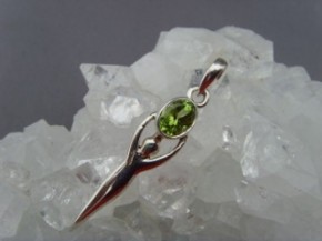 Peridot - Anhänger / Symbol:Göttin / 925'er Silber