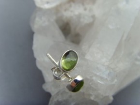 Peridot Ohrstecker - Oval - 925'er Silber